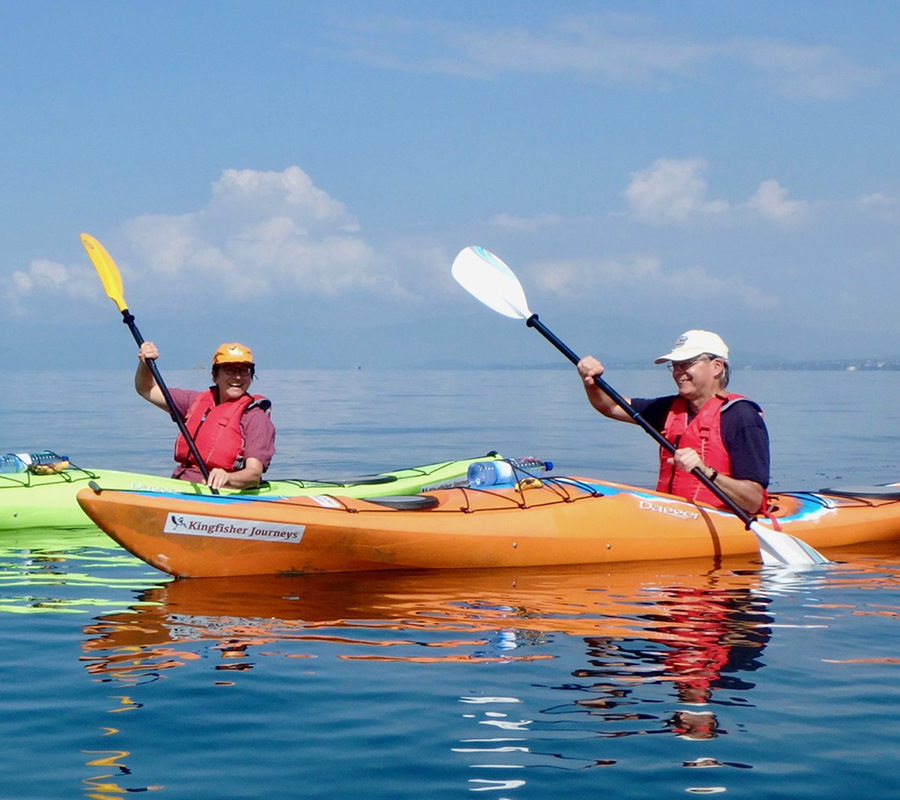 TravelCoord_LakeKivuKayaking